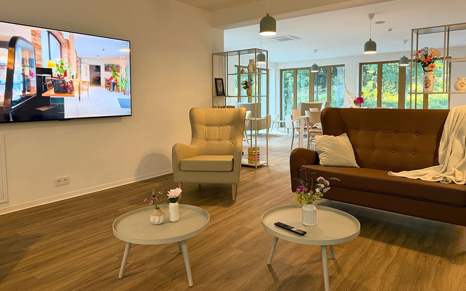 live-new-life-care-home